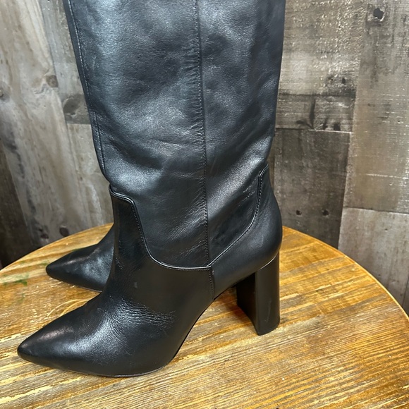 Boots - Picture 5 of 16